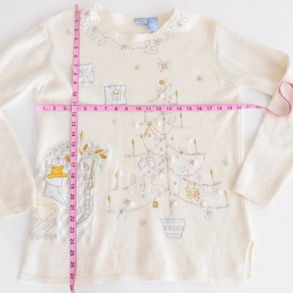 Vintage Holiday Editions Cream with Holiday Design Crewneck Sweater - Picture 4 of 14